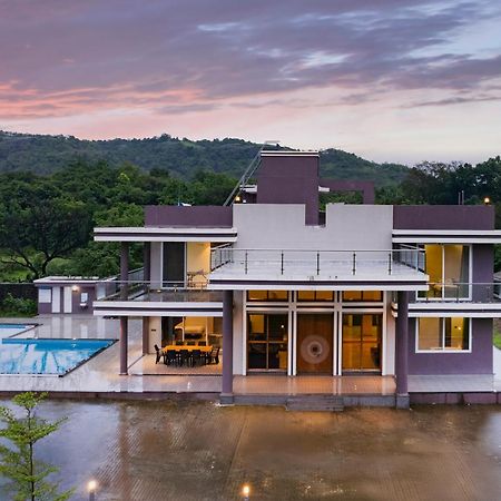 Stayscape Shreeji Farms 4Bhk Karjat Bagian luar foto