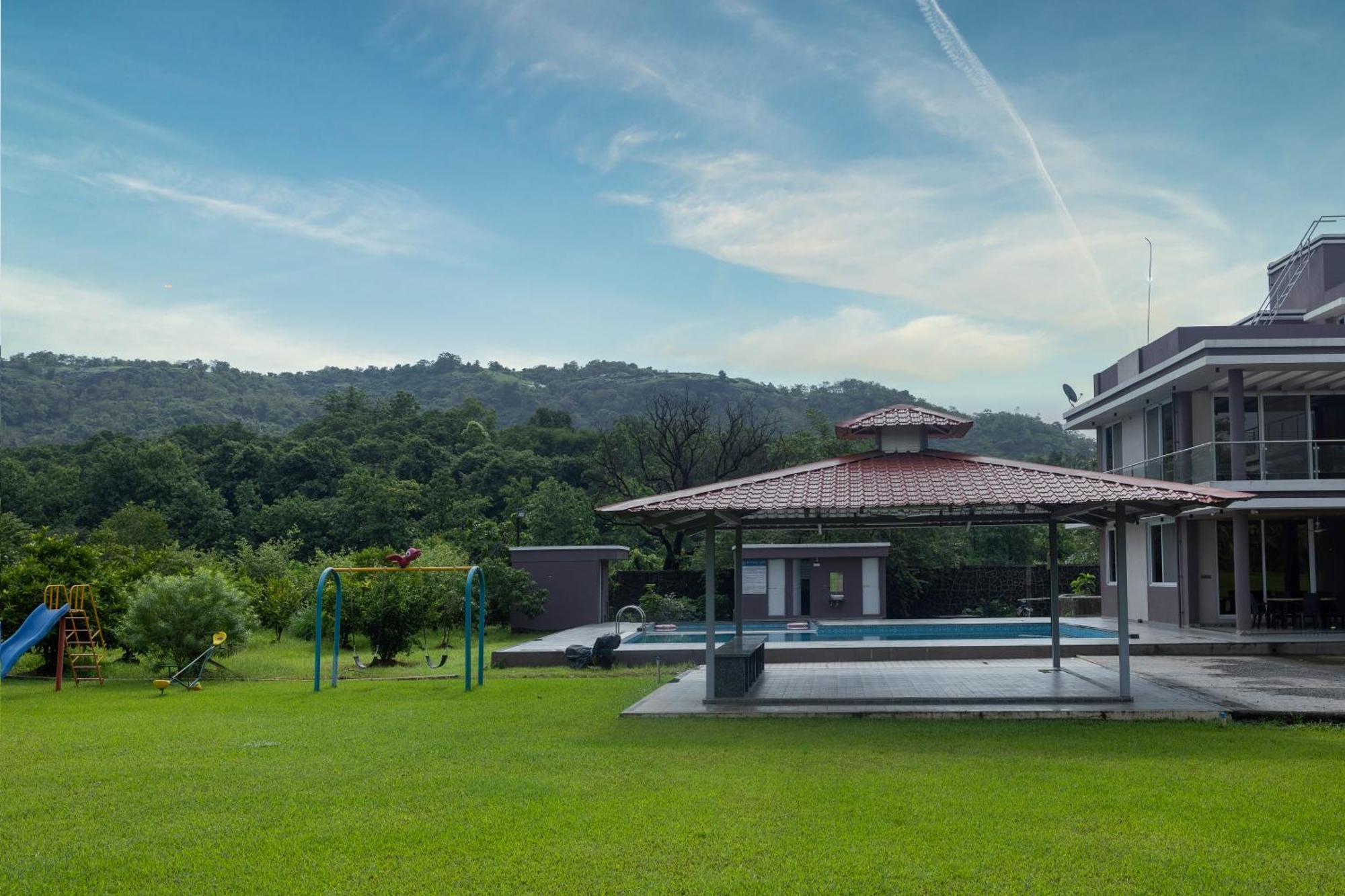 Stayscape Shreeji Farms 4Bhk Karjat Bagian luar foto