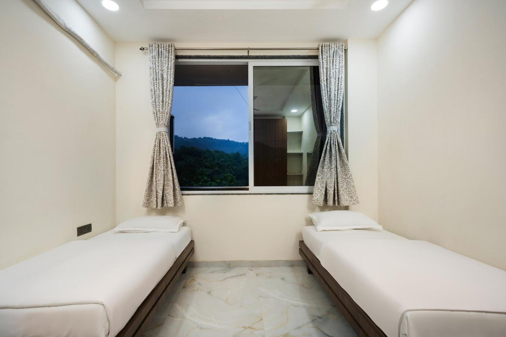 Stayscape Shreeji Farms 4Bhk Karjat Bagian luar foto